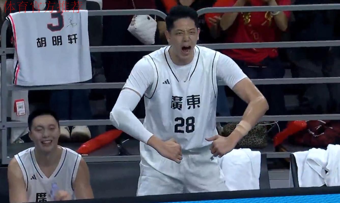 终于来了！男篮国青大杀器有望加盟广东队，这可是1米95高后卫！